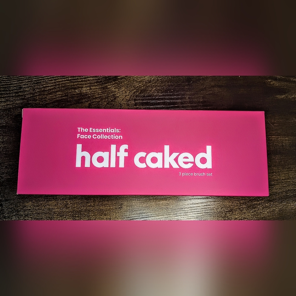 5/75$    HALF CAKED The Essentials: Face Collection 3 Piece Brush - Picture 8 of 14